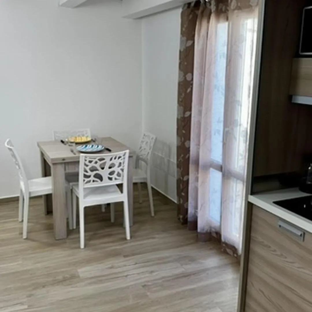 Terrasini Center Apartments 0*,